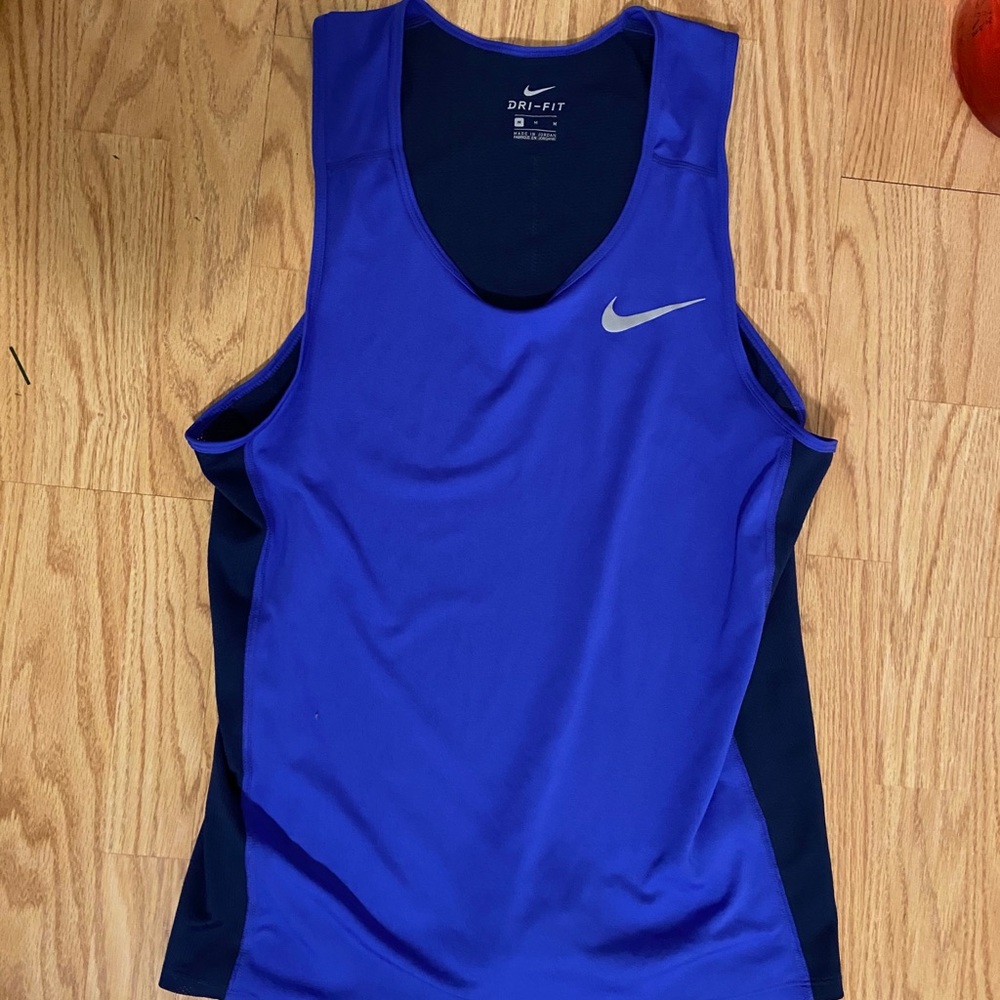 nike tank top